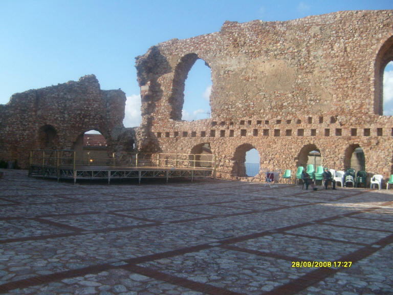 Castello storico di San Marco d'Alunzio uno dei pi antichi in Sicilia