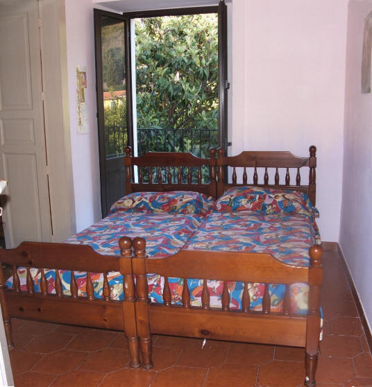 Camera da letto n. 2 Casa di Capo d'Orlando - Sicilia A48C