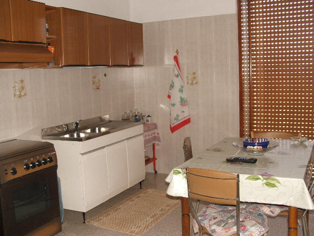 Casa vacanze Sicilia: Cucina della casa RC04